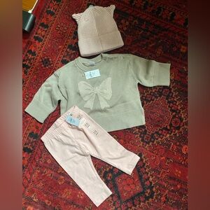NWT Baby Gap 6-12 mo sweater set